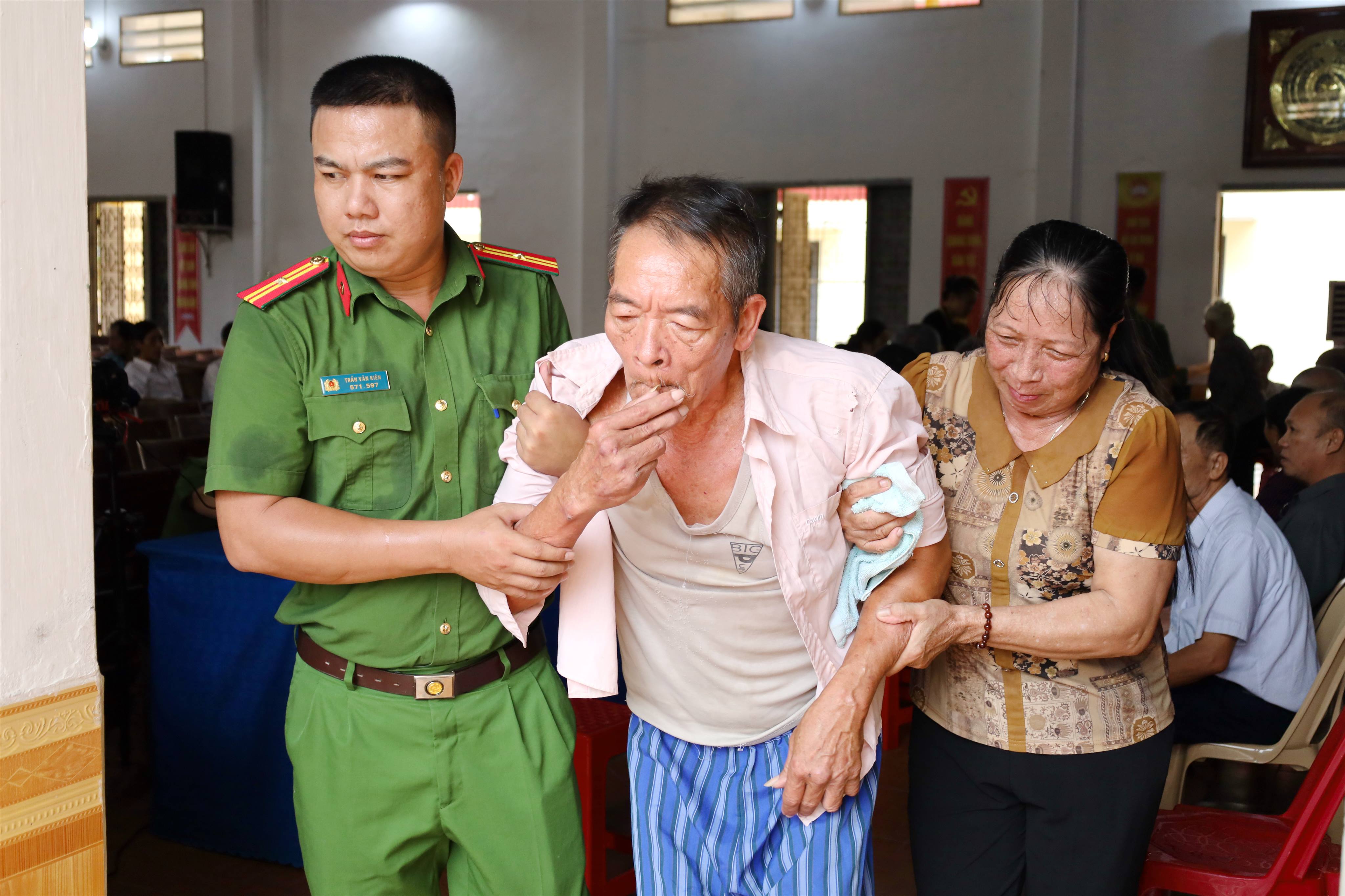 anh tin bai